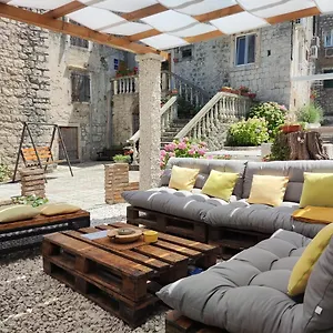 Exalto 3* Trogir