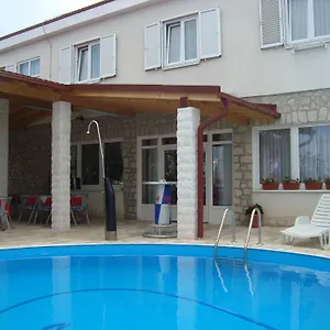 Punta 4* Šibuljina